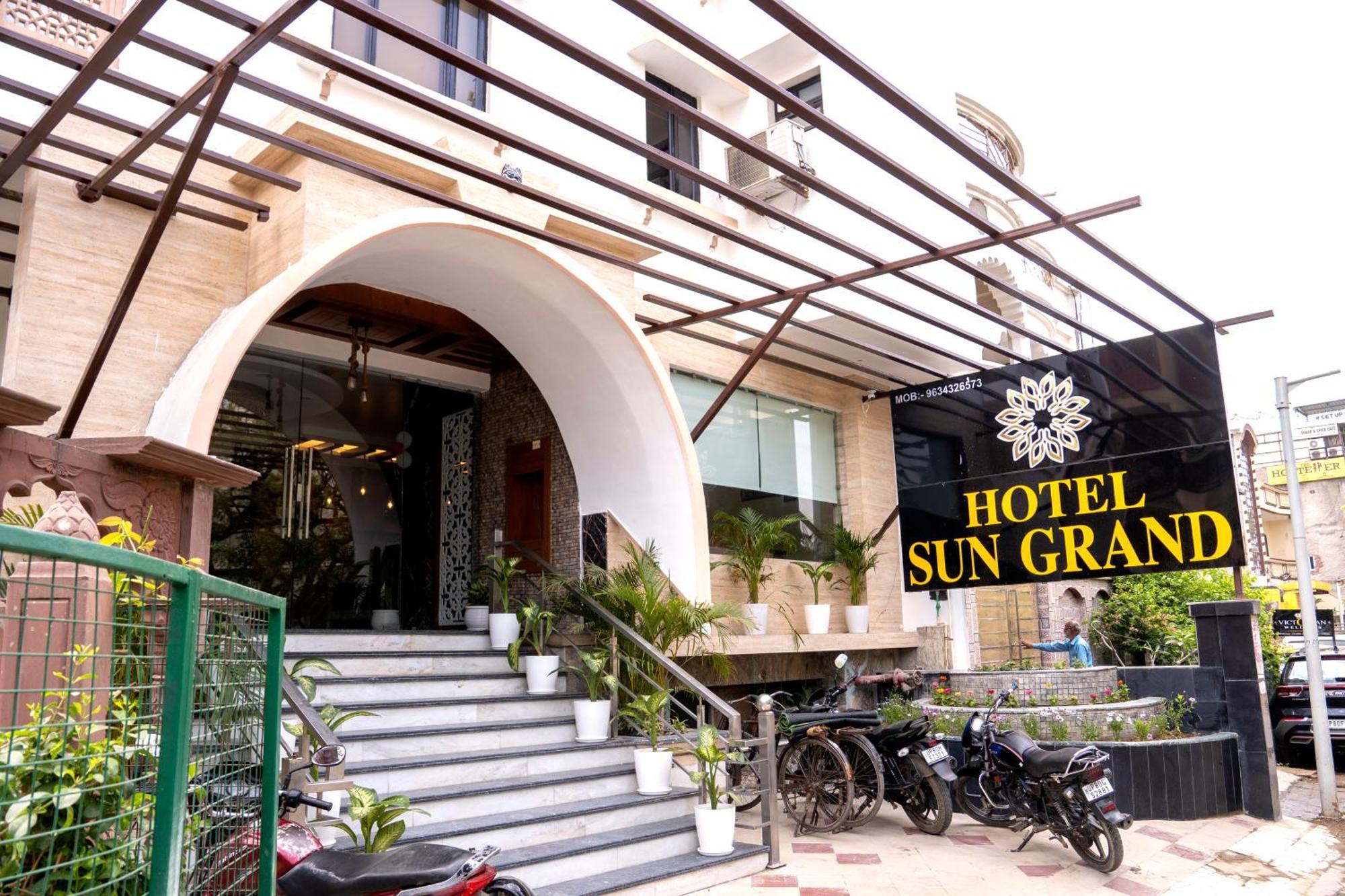 Hotel Sun Grand Agra  Exterior photo