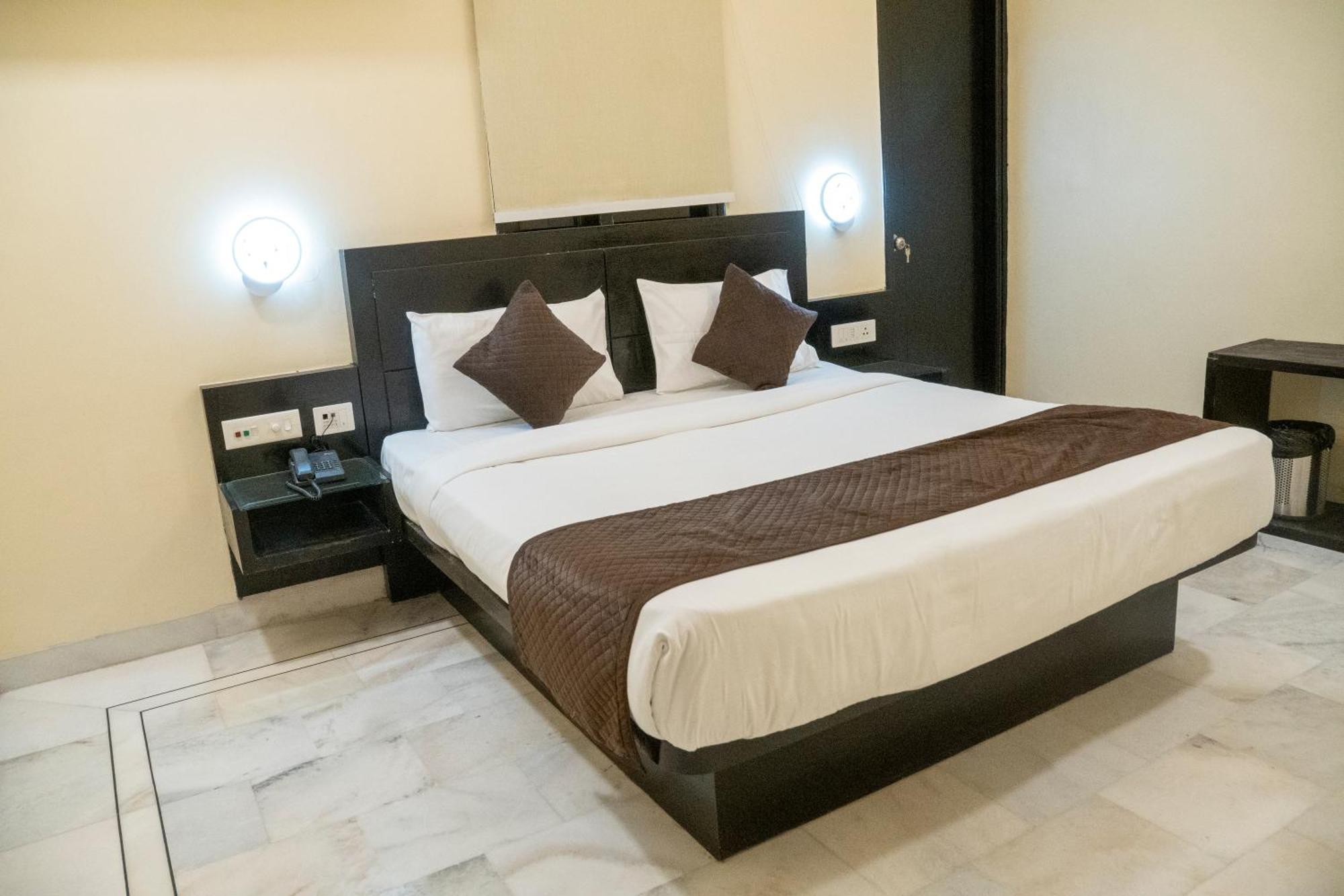 Hotel Sun Grand Agra  Exterior photo