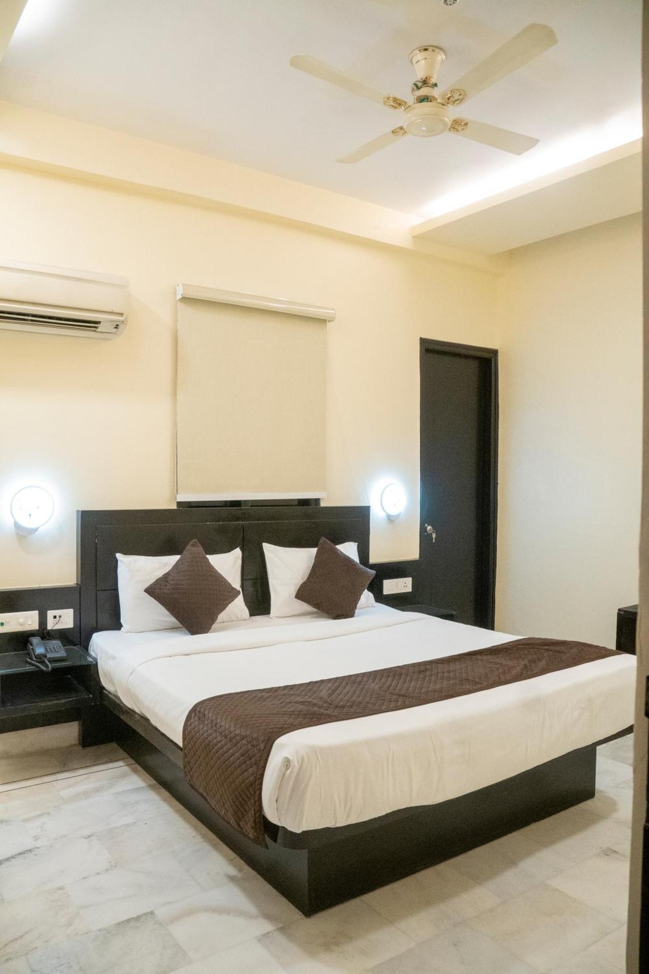 Hotel Sun Grand Agra  Exterior photo